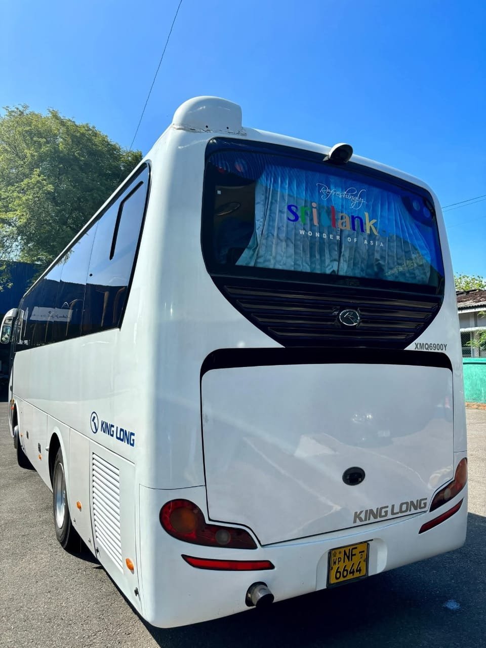 King Long Side View